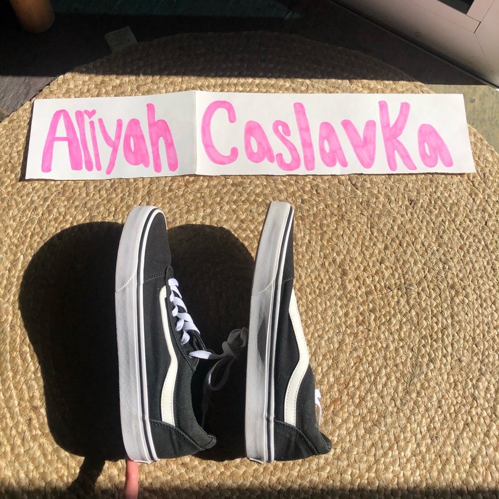 Black Vans - Picture 4 of 5